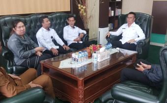 audiensi ke bupati anambas