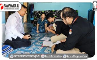 Hari Kedua Pengawasan Coktas PDPB Triwulan II, Bawaslu Anambas Kawal Akurasi Data Pemilih di Kelurahan Tarempa