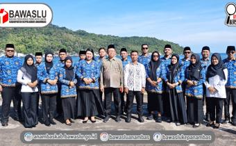 Peringati Harkitnas, Bawaslu Kepulauan Anambas Gelar Upacara Khidmat