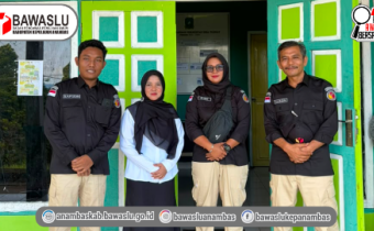 Sisir Desa Tiangau, Tim 2 Uji Petik Bawaslu Anambas Temukan Warga Pindah Masuk Belum Terdata Dalam Daftar Pemilih