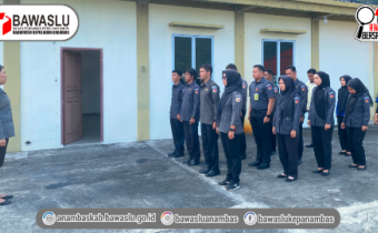 Bawaslu Kepulauan Anambas Gelar Apel Senin Rutin, Korsek Lindawati Tekankan Kedisiplinan dan Soliditas Kerja