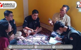 Bawaslu dan KPU Anambas Lakukan Pengawasan Coktas di Kelurahan Tarempa