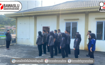 Bawaslu Anambas Tekankan Pentingnya Kedisiplinan Kerja Melalui Apel Rutin Senin