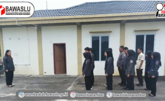 Bawaslu Kepulauan Anambas Gelar Apel Senin Rutin, Pembina Tekankan Optimalisasi Pelayanan Publik dan Keterbukaan Informasi